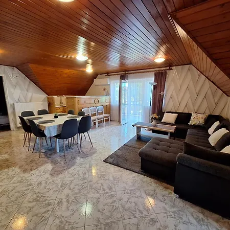 Miseta Vendeghaz Apartment